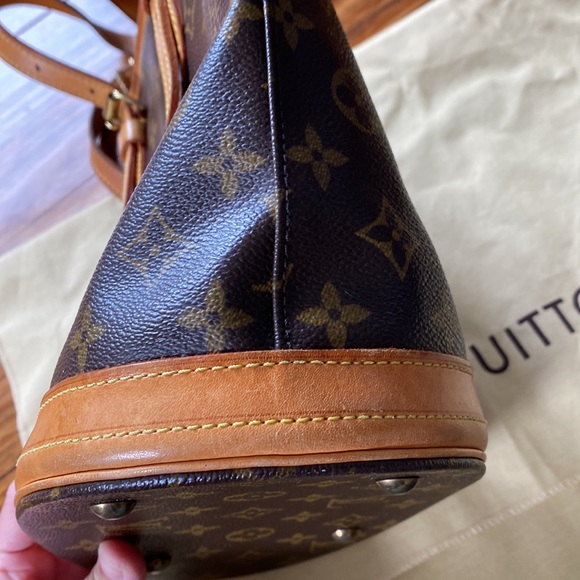 Louis Vuitton petite bucket bag - Picture 14 of 16